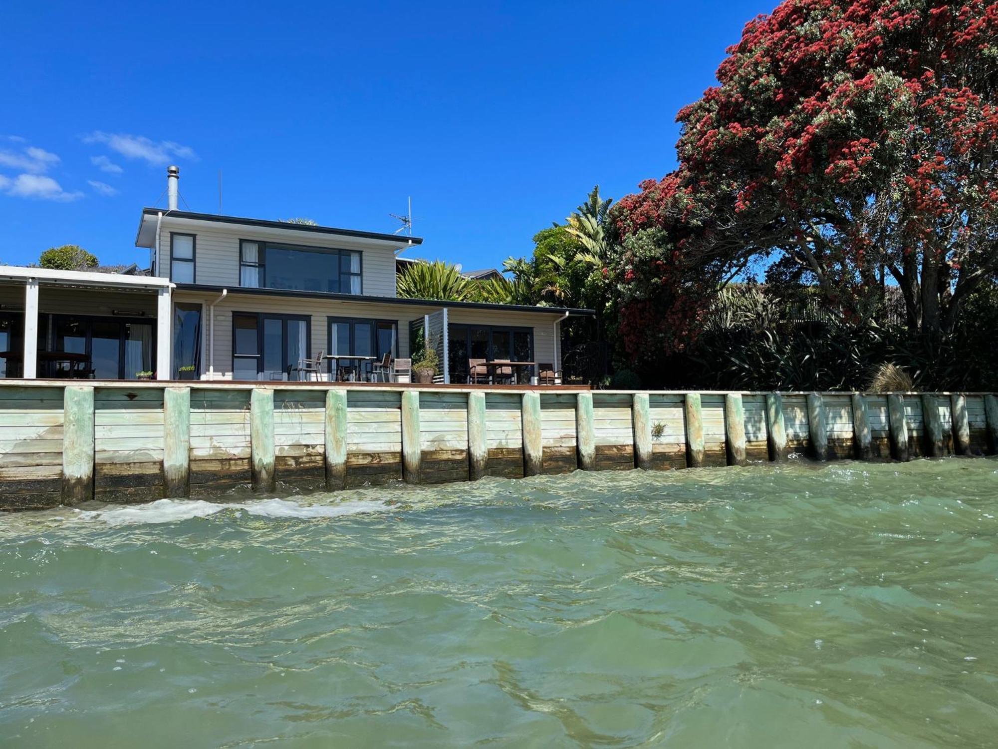 Absolute Waterfront Serenity Near Auckland Clarks Beach Exterior foto